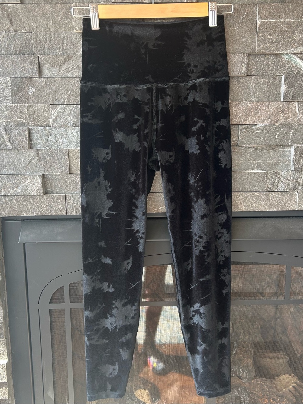 Beyond Yoga Velvet Motion High Waisted Midi Leggings